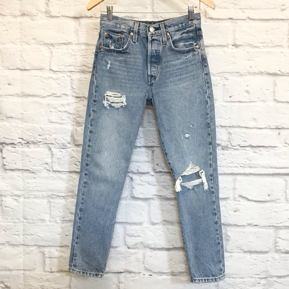 Levi’s 501 W25 (US 0/1) Skinny Premium Distressed Women’s Jeans 29502-0034 - Picture 3 of 13